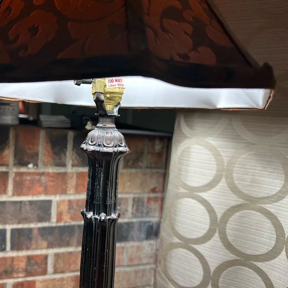 Vintage Mid-Century Demask Satin Table Lamps Pair - Hollywood Regency 60s